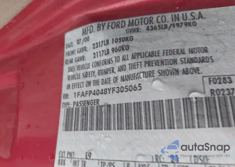 2000 Ford Mustang из США, поврежденный, VIN 1FAFP4048YF305065